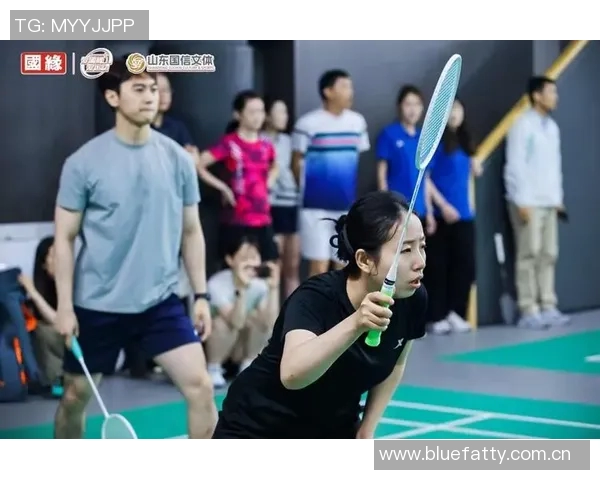 羽毛球盛宴：深入武汉羽毛球队的速度与激情之旅